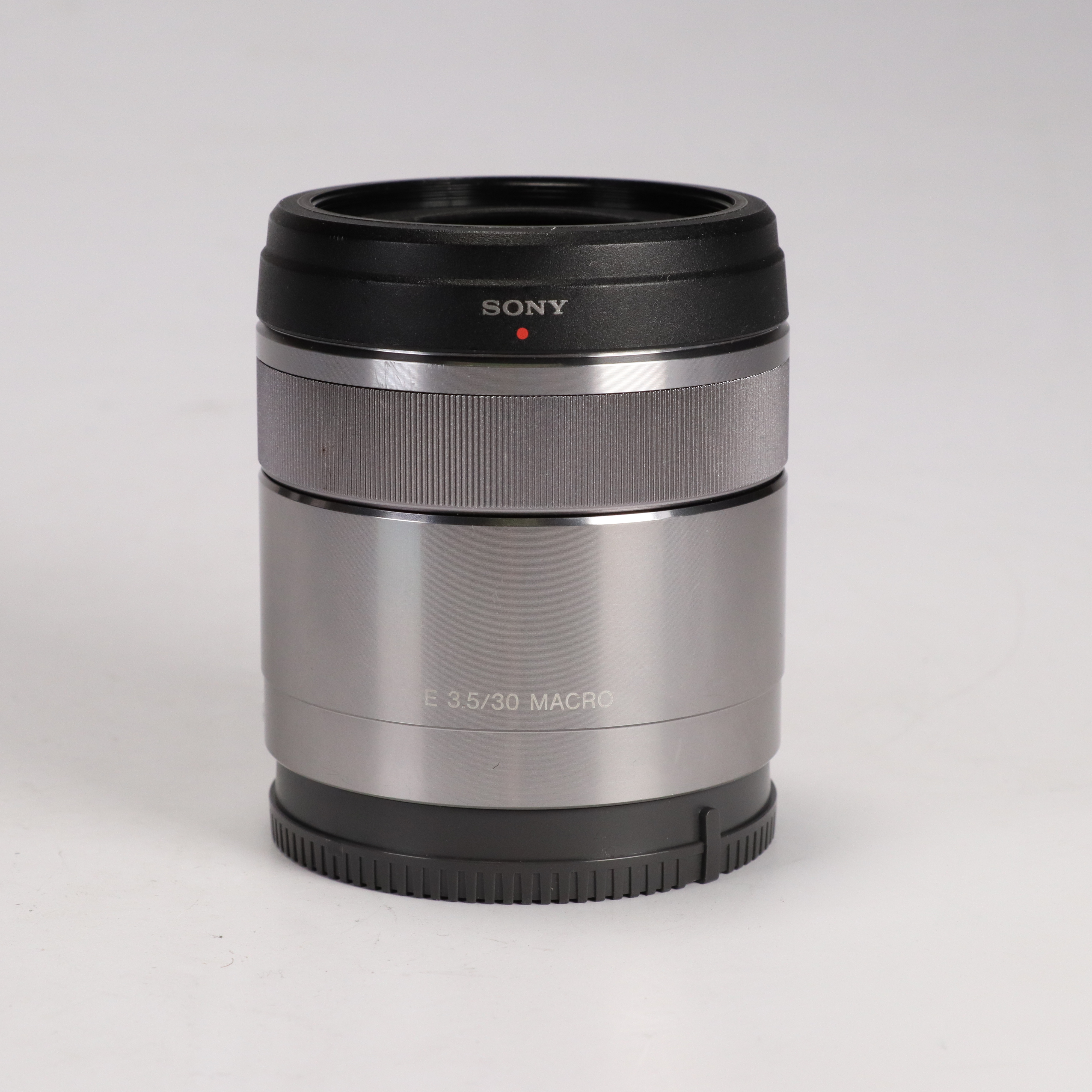 USED Sony E 30mm f3.5 Macro Lens