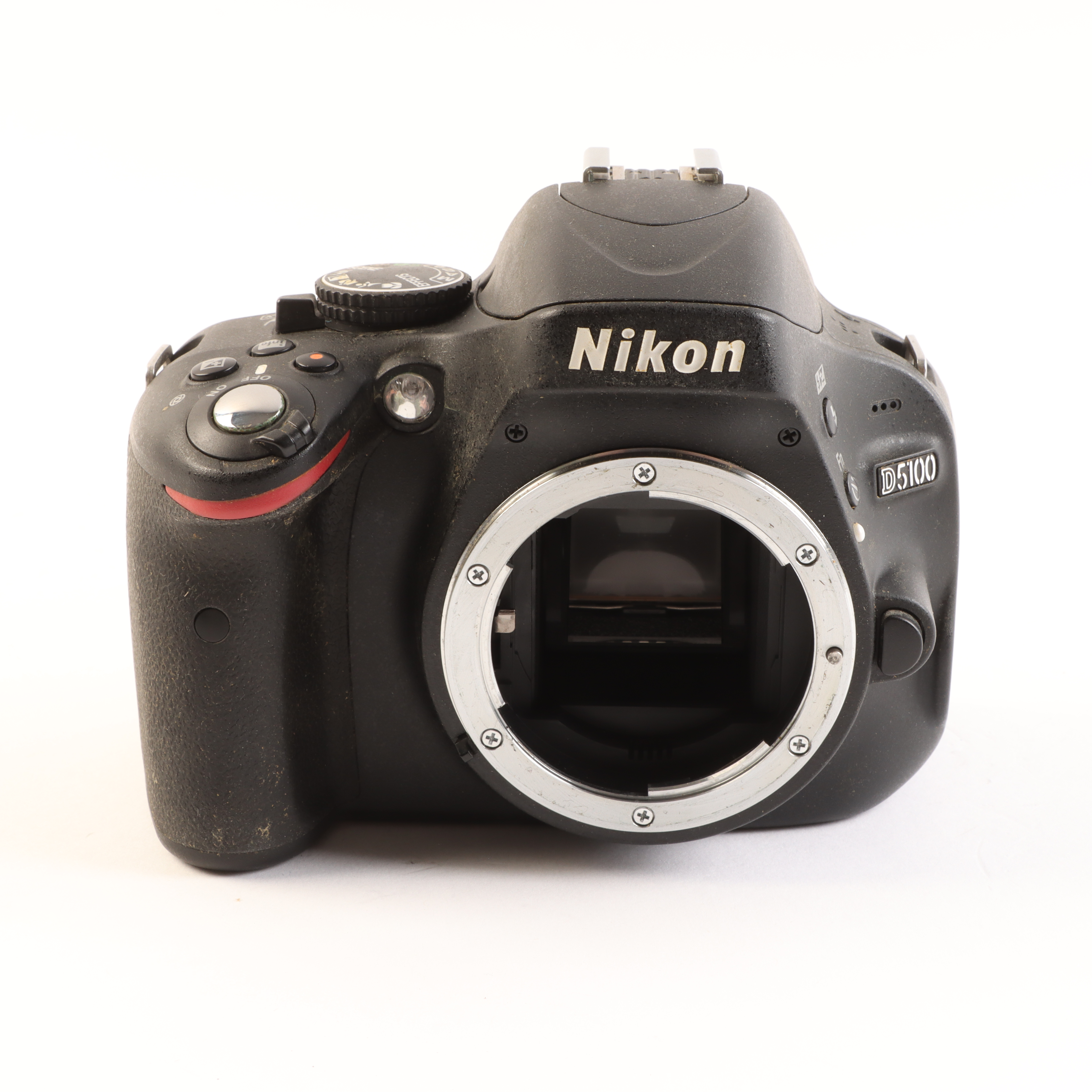 USED Nikon D5100 Digital SLR Camera Body