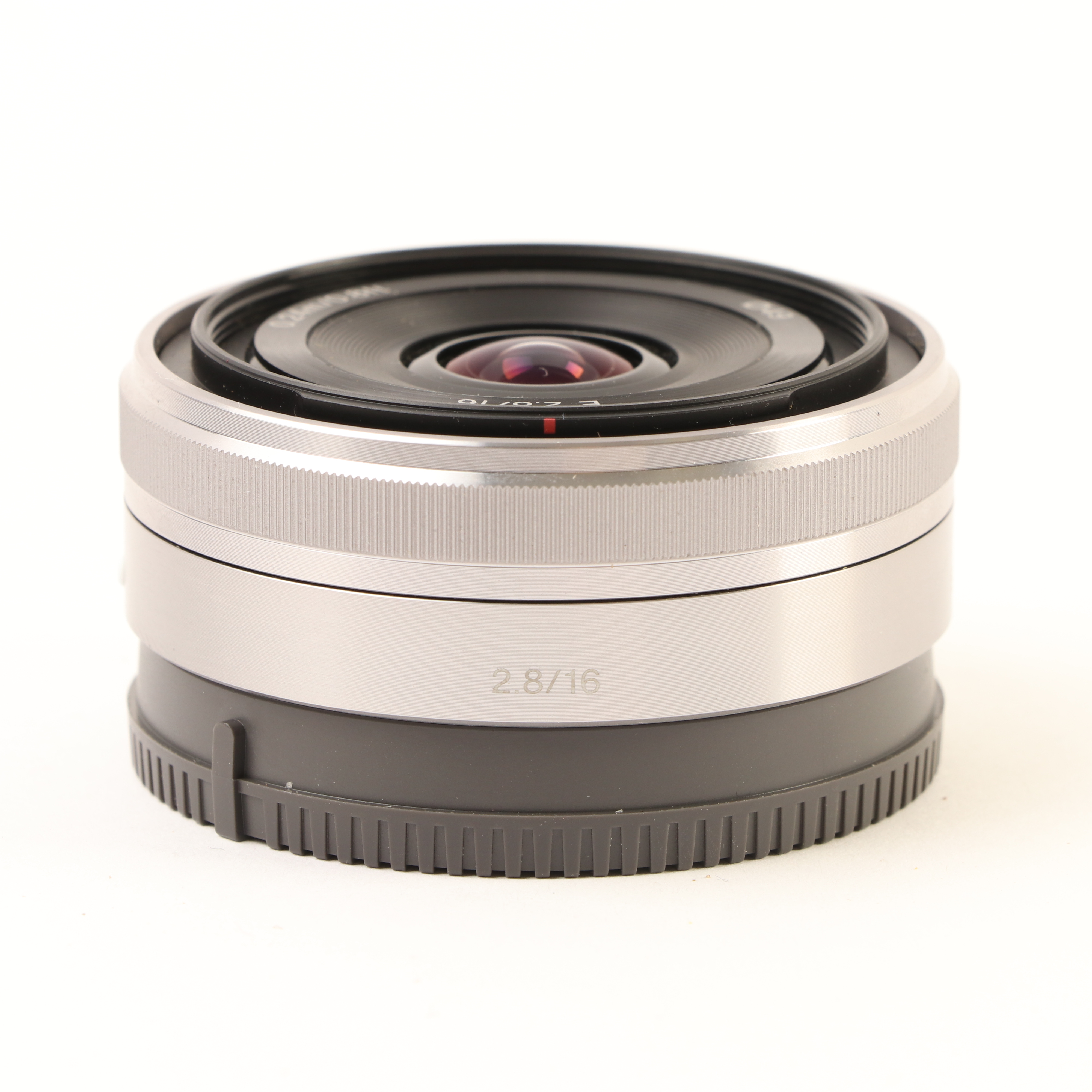 USED Sony E 16mm f2.8 Pancake Lens