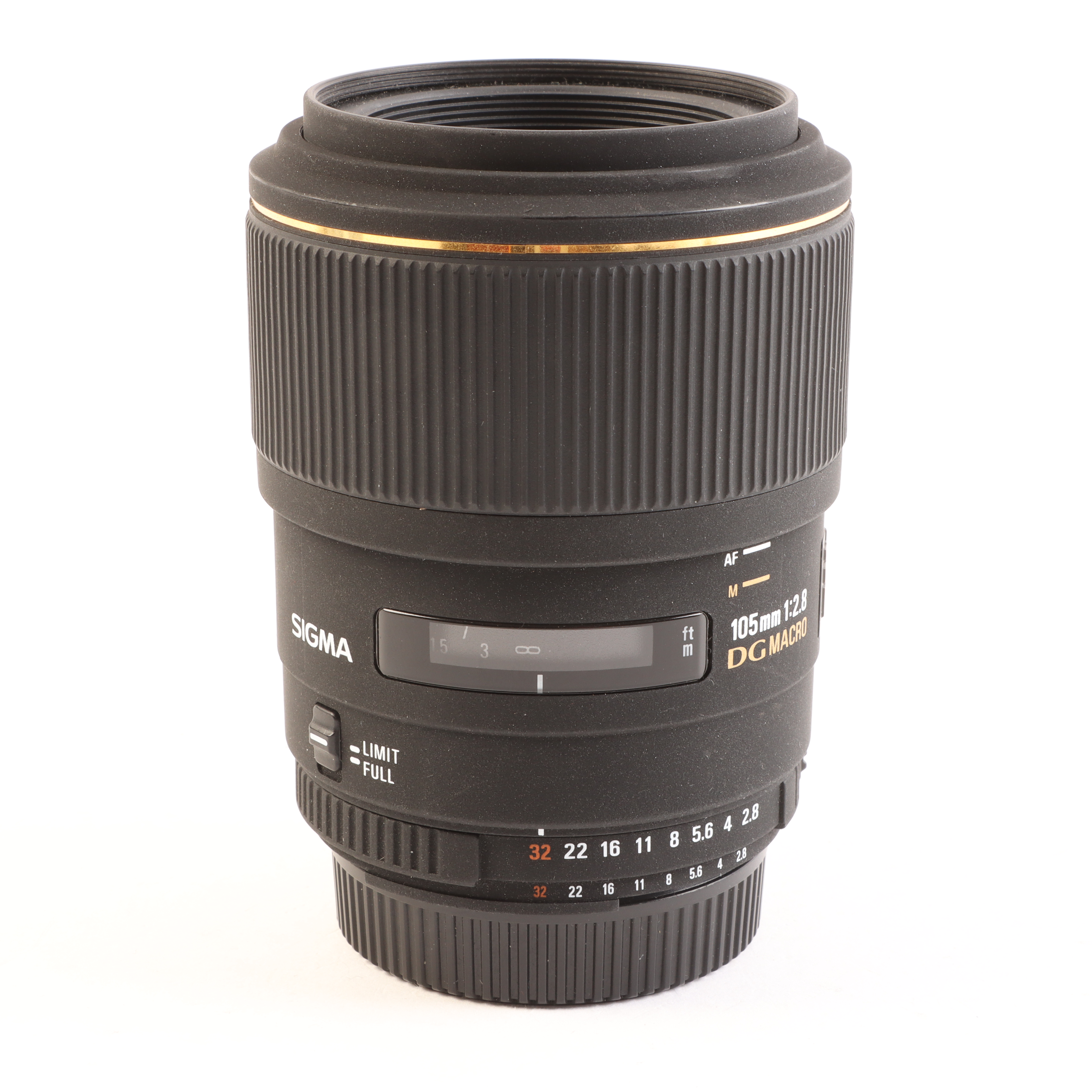 USED Sigma 105mm f2.8 EX DG Macro Lens - Nikon Fit