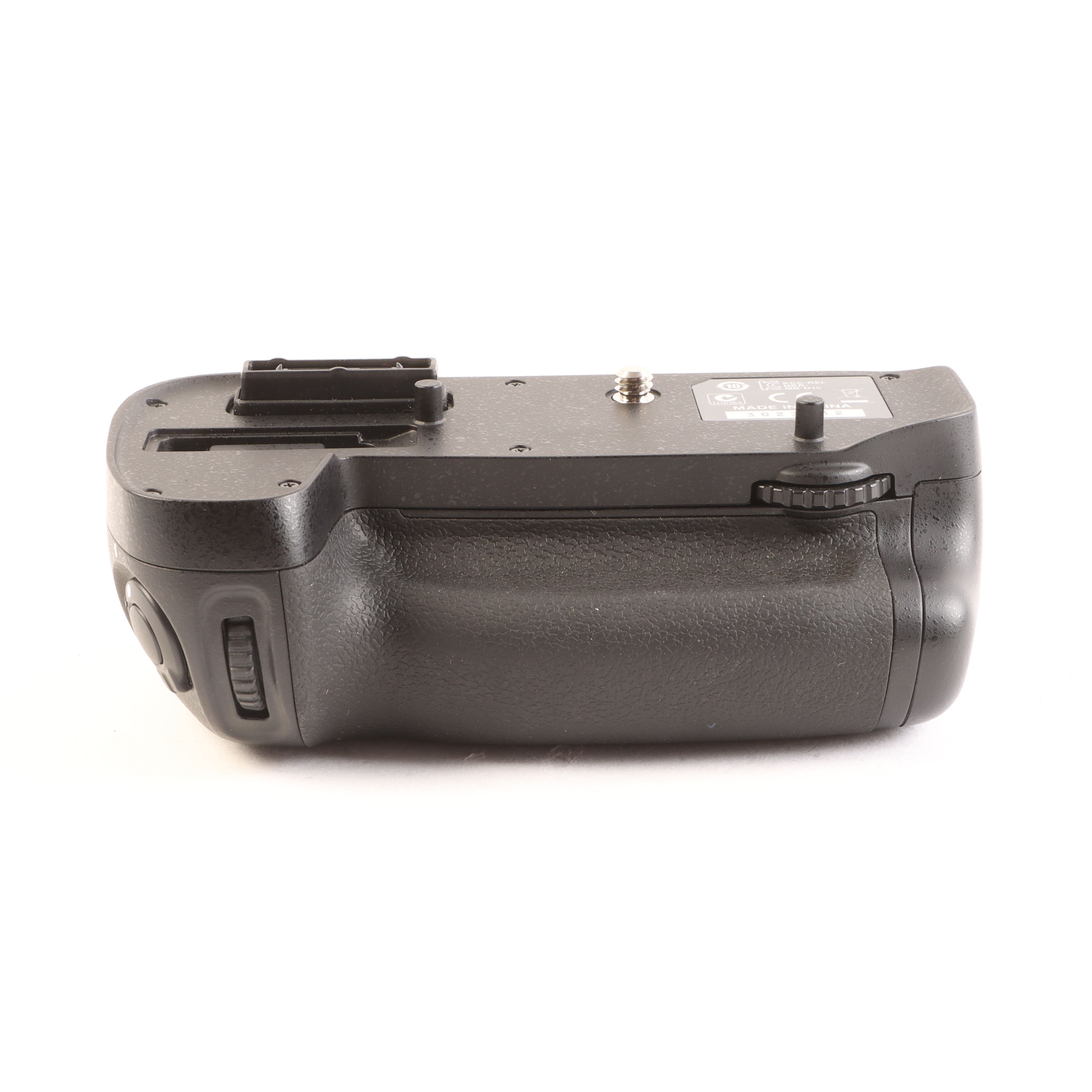 USED Nikon MB-D15 Battery Grip for D7100
