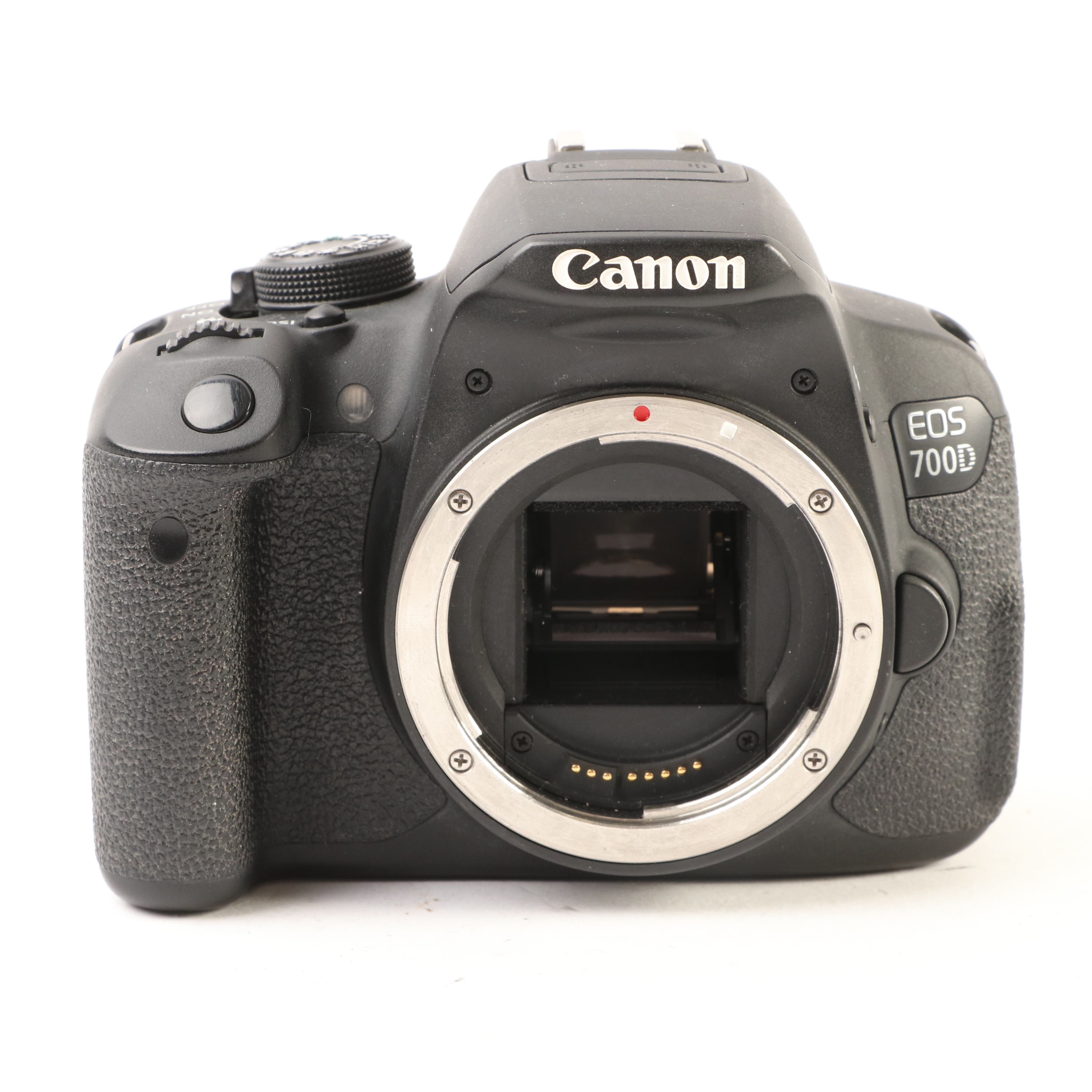 USED Canon EOS 700D Digital SLR Camera Body