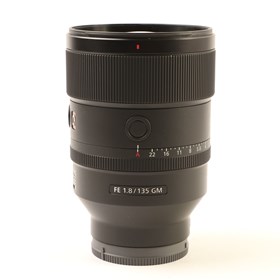 USED Sony FE 135mm f1.8 GM Lens