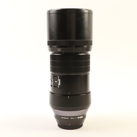 USED Olympus M.Zuiko Digital ED 300mm f4 IS PRO Lens