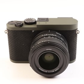 USED Leica Q2 Reporter Digital Camera