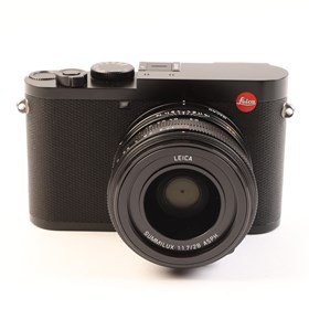 USED Leica Q2 Digital Camera