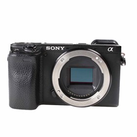 USED Sony A6400 Digital Camera Body