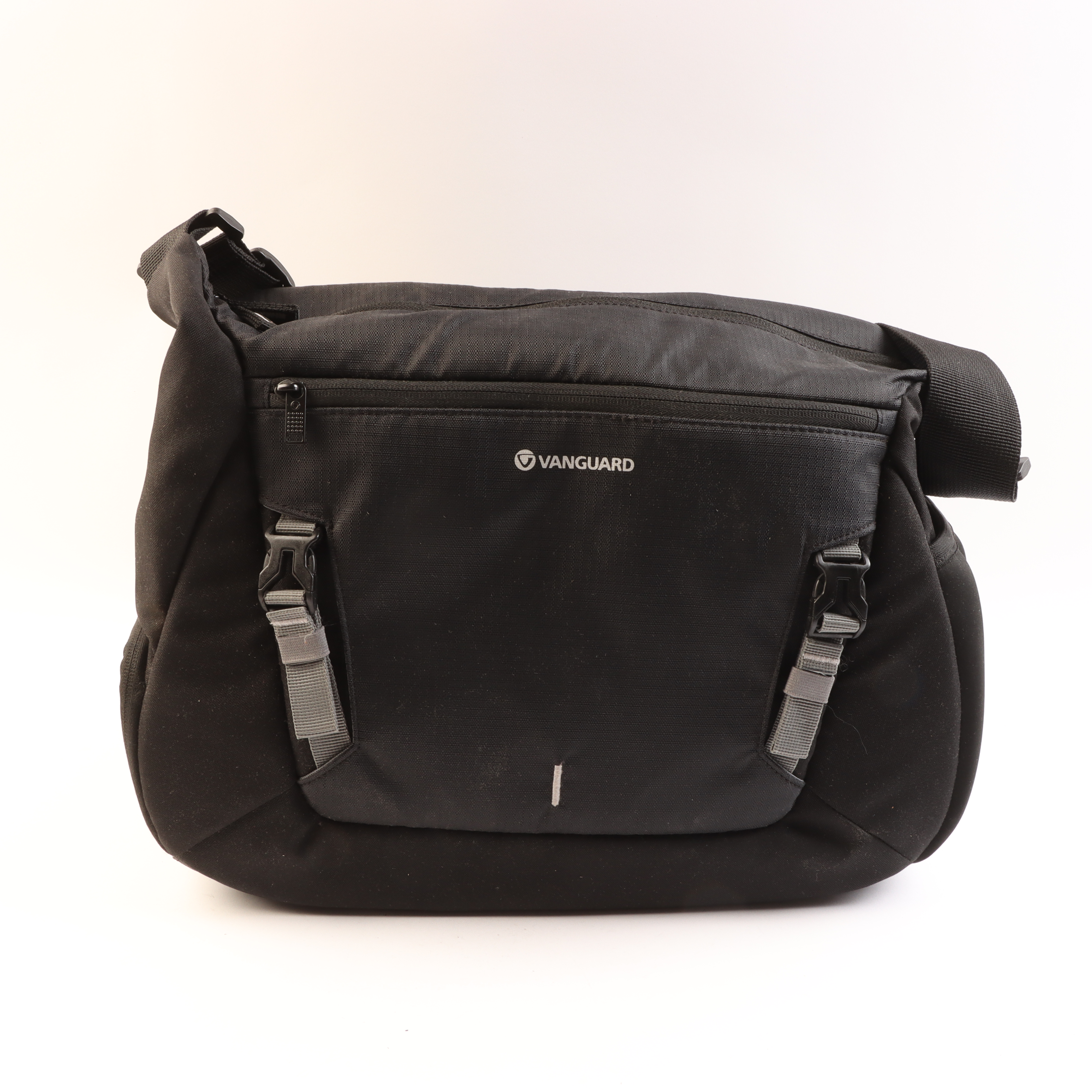 USED Vanguard VEO Discover 38