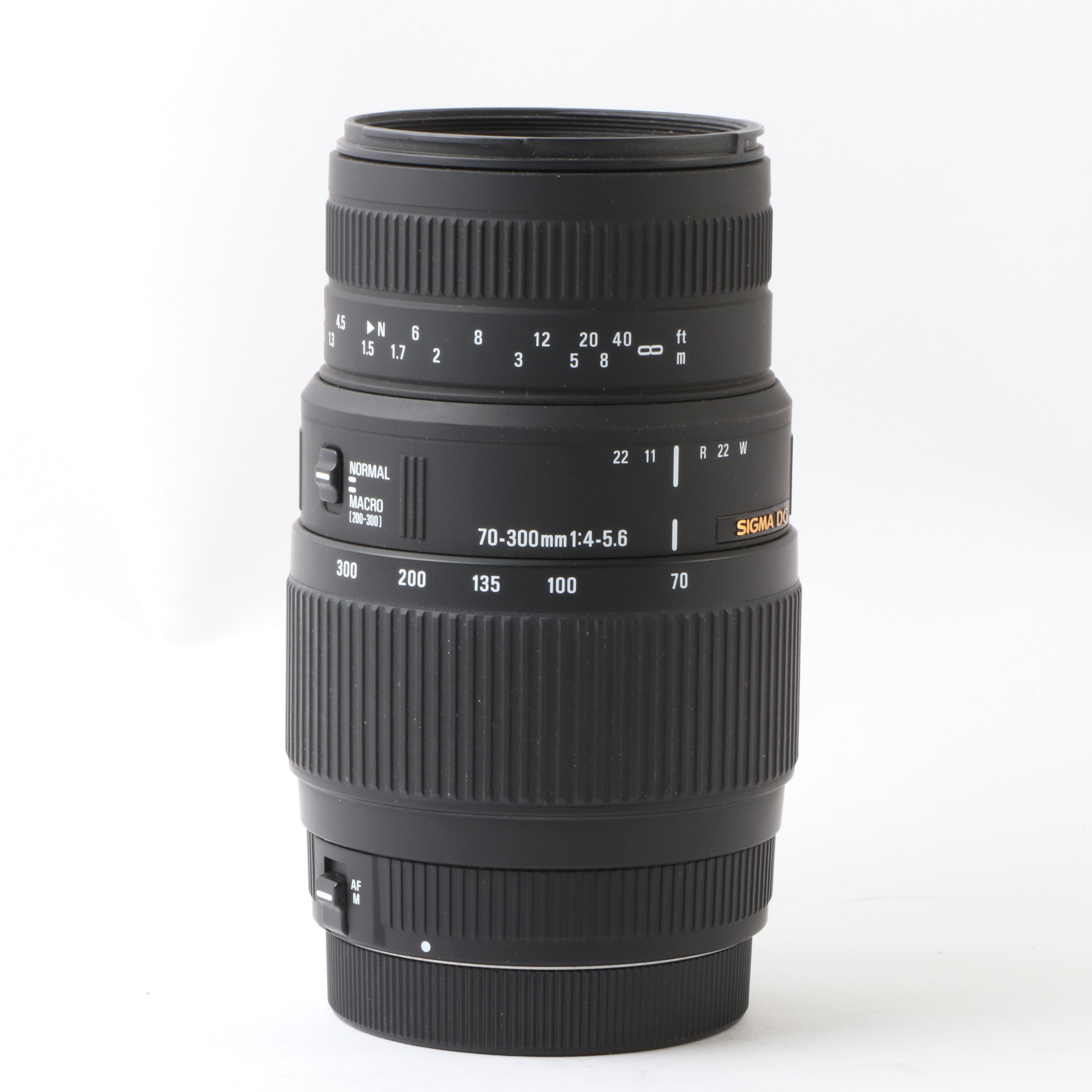 USED Sigma 70-300mm f4-5.6 Macro DG Lens - Canon Fit