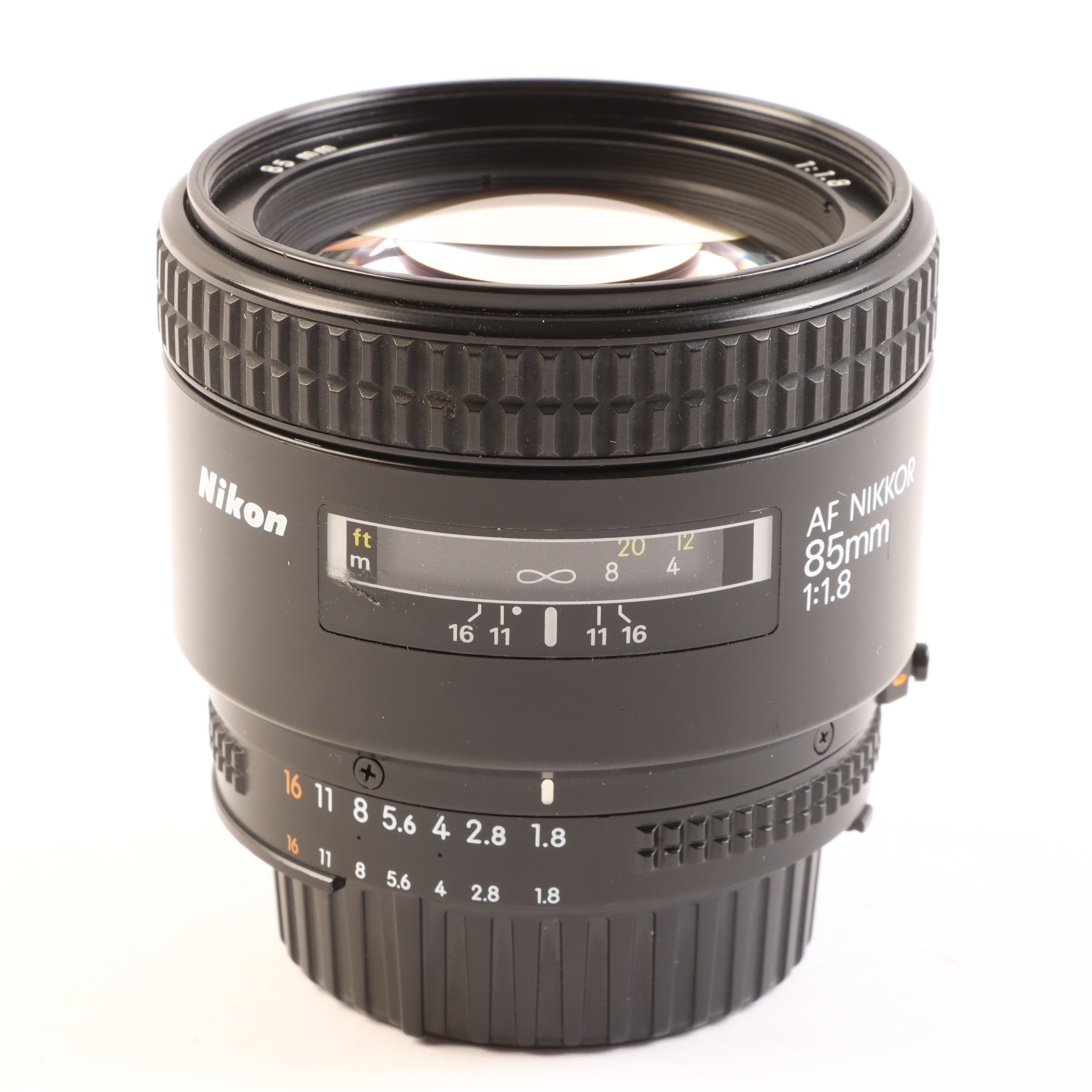 USED Nikon AF 85mm F1.8