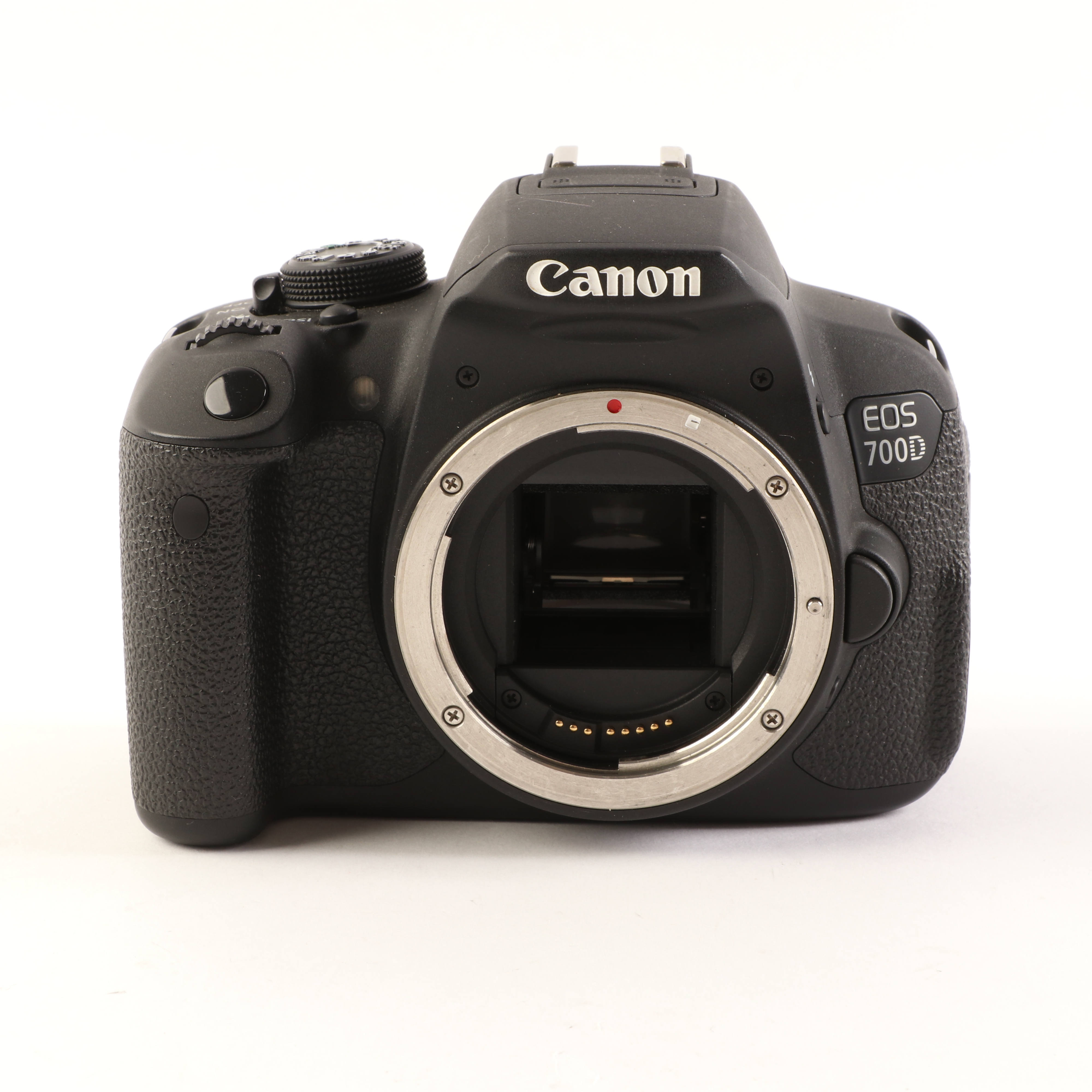 USED Canon EOS 700D Digital SLR Camera Body
