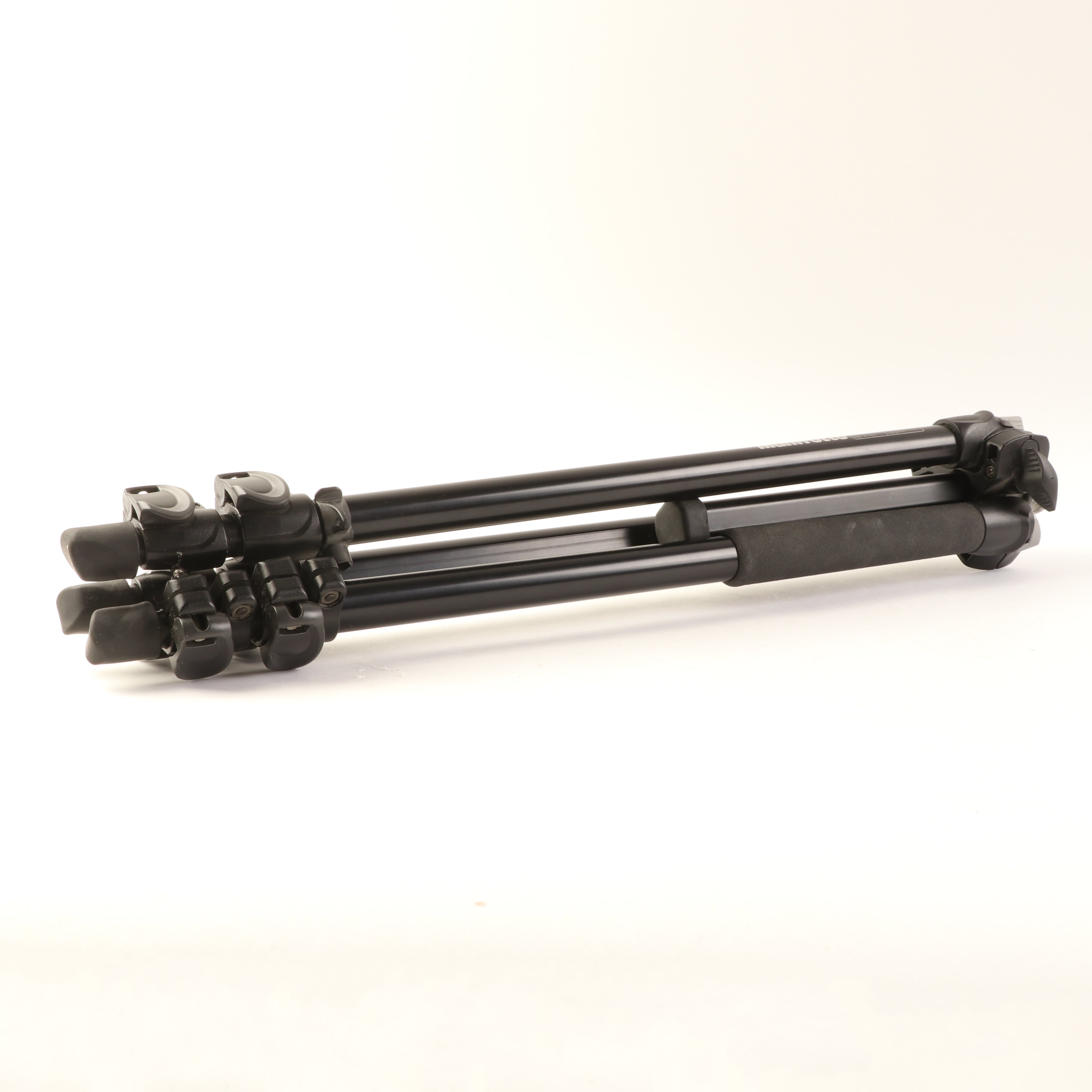 USED Manfrotto MT293A3 Aluminium Tripod
