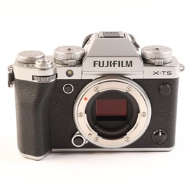 USED Fujifilm X-T5 Digital Camera Body - Silver