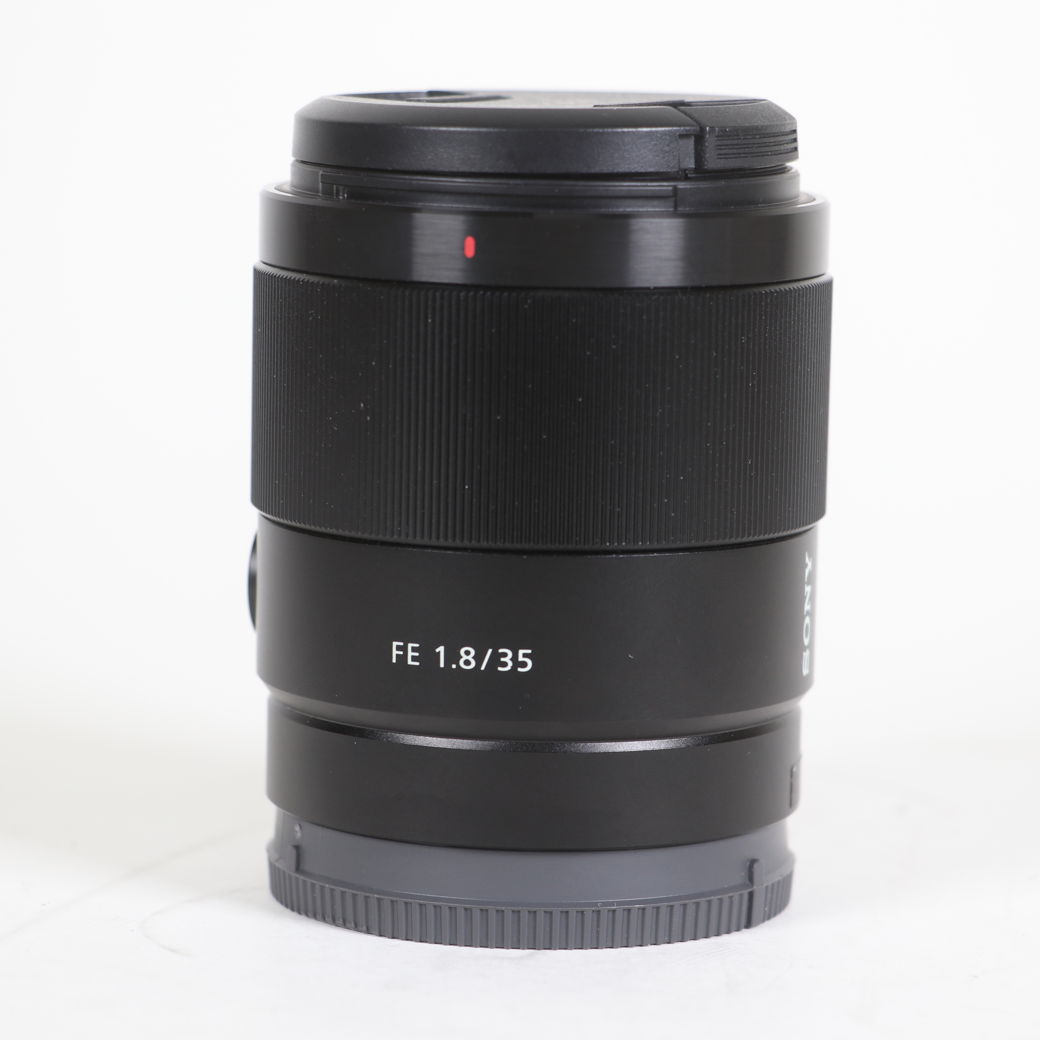 USED Sony FE 35mm f1.8 Lens