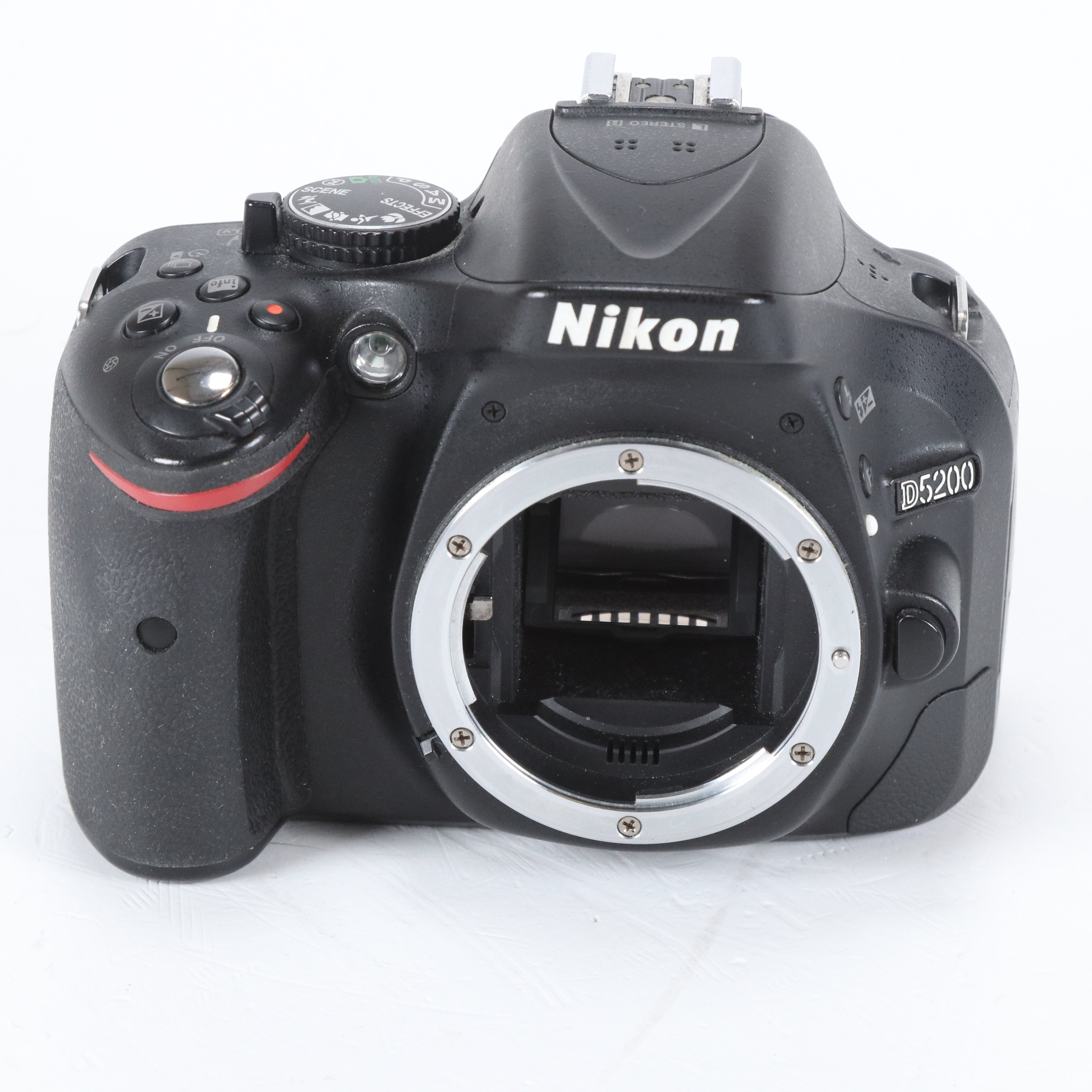 USED Nikon D5200 Digital SLR Camera Body - Black