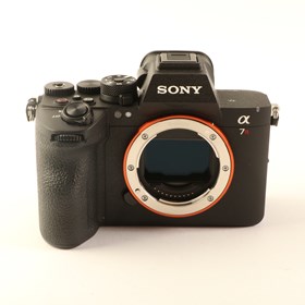 USED Sony A7R VI Digital Camera Body