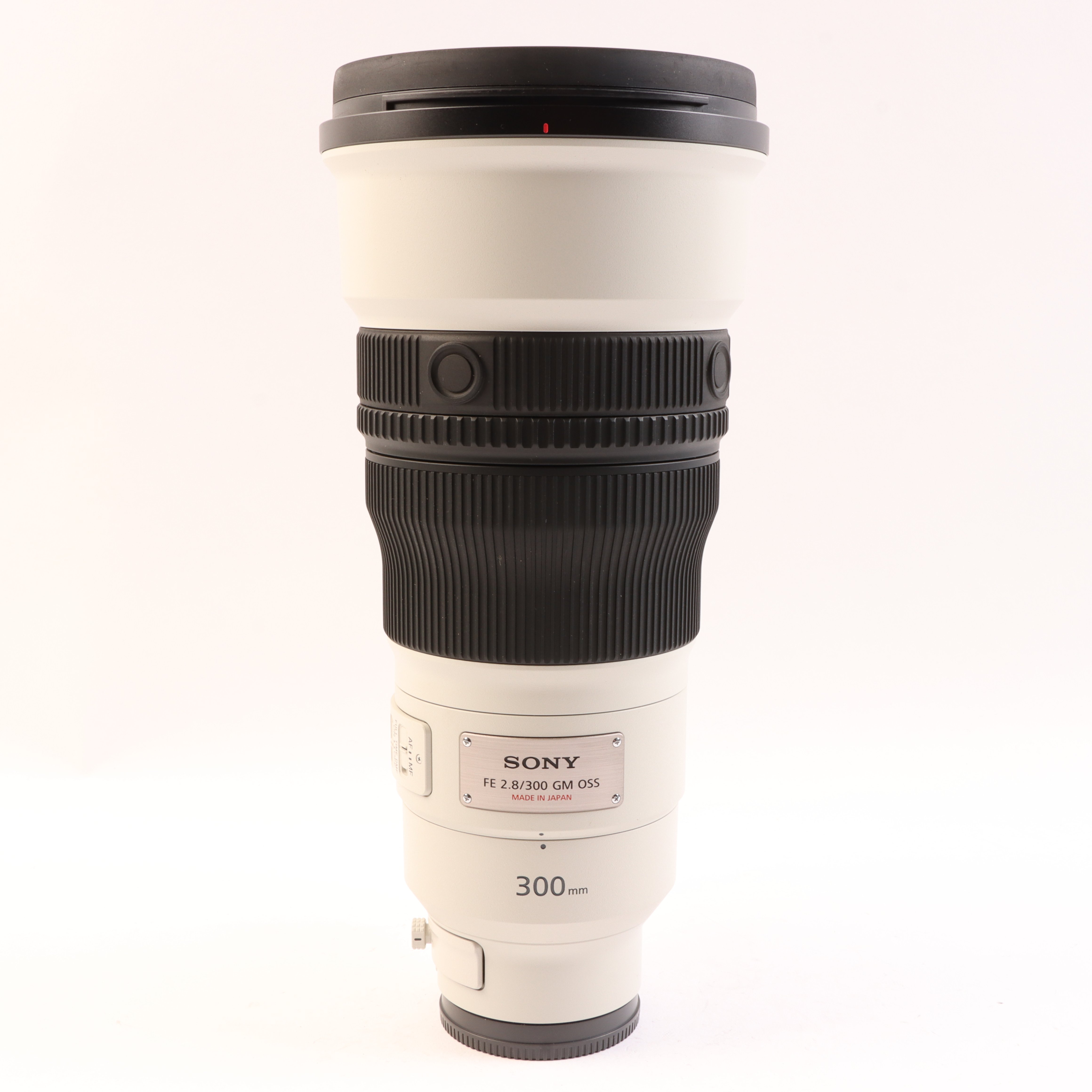 USED Sony FE 300mm f2.8 OSS GM Lens