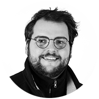 Elliot - Store Manager