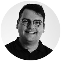 Elliot - Assistant Manager